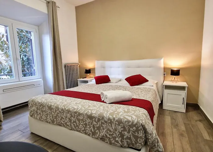 Giulya Guest House
