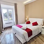 Giulya Guesthouse