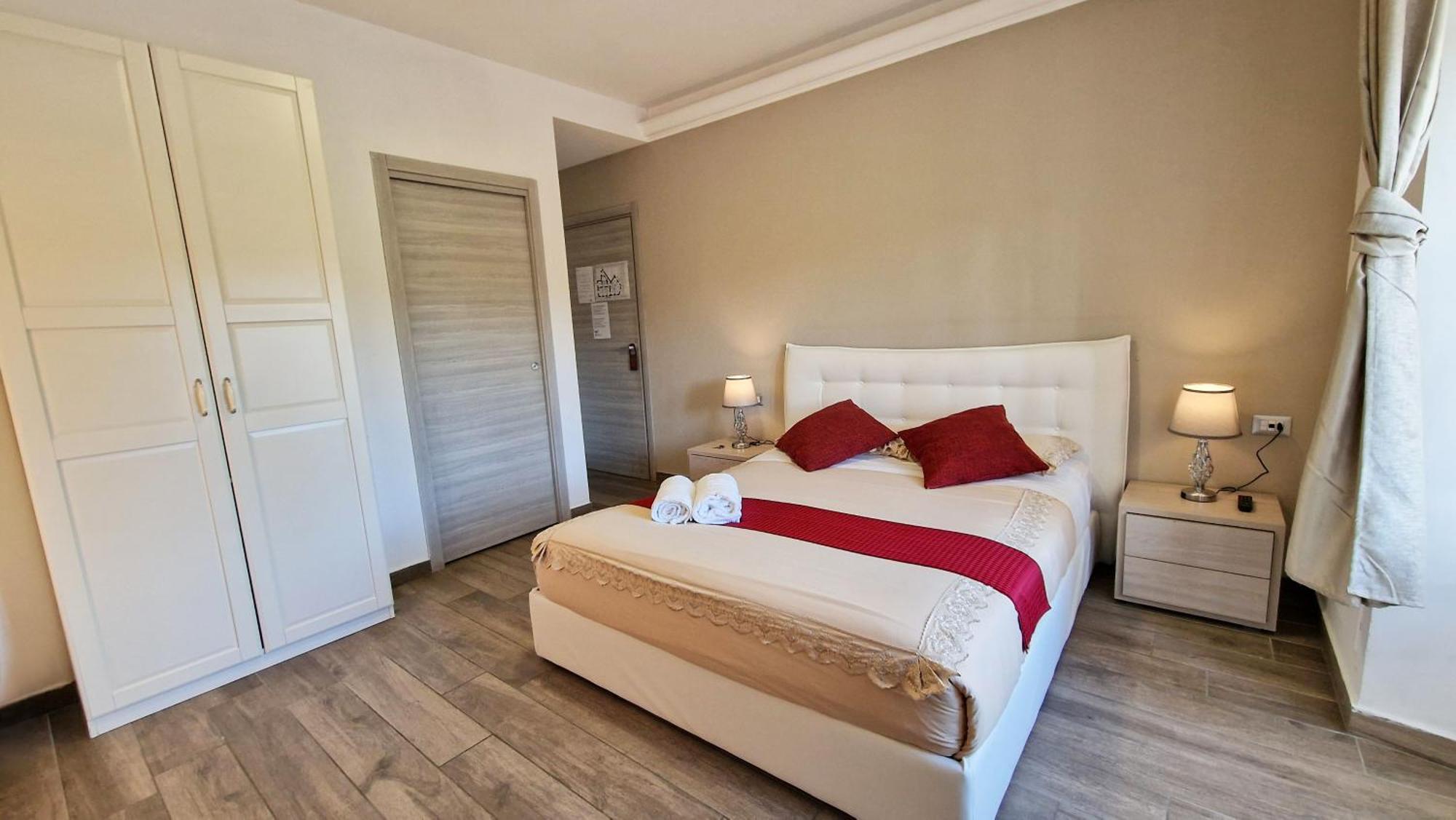 Giulya Gasthuis Rome